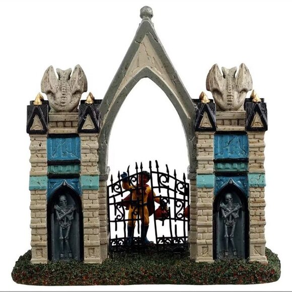 Lemax GARGOYLE GATE # 53732 Halloween Spooky Town Village 2025 NEW - Picture 4 of 4